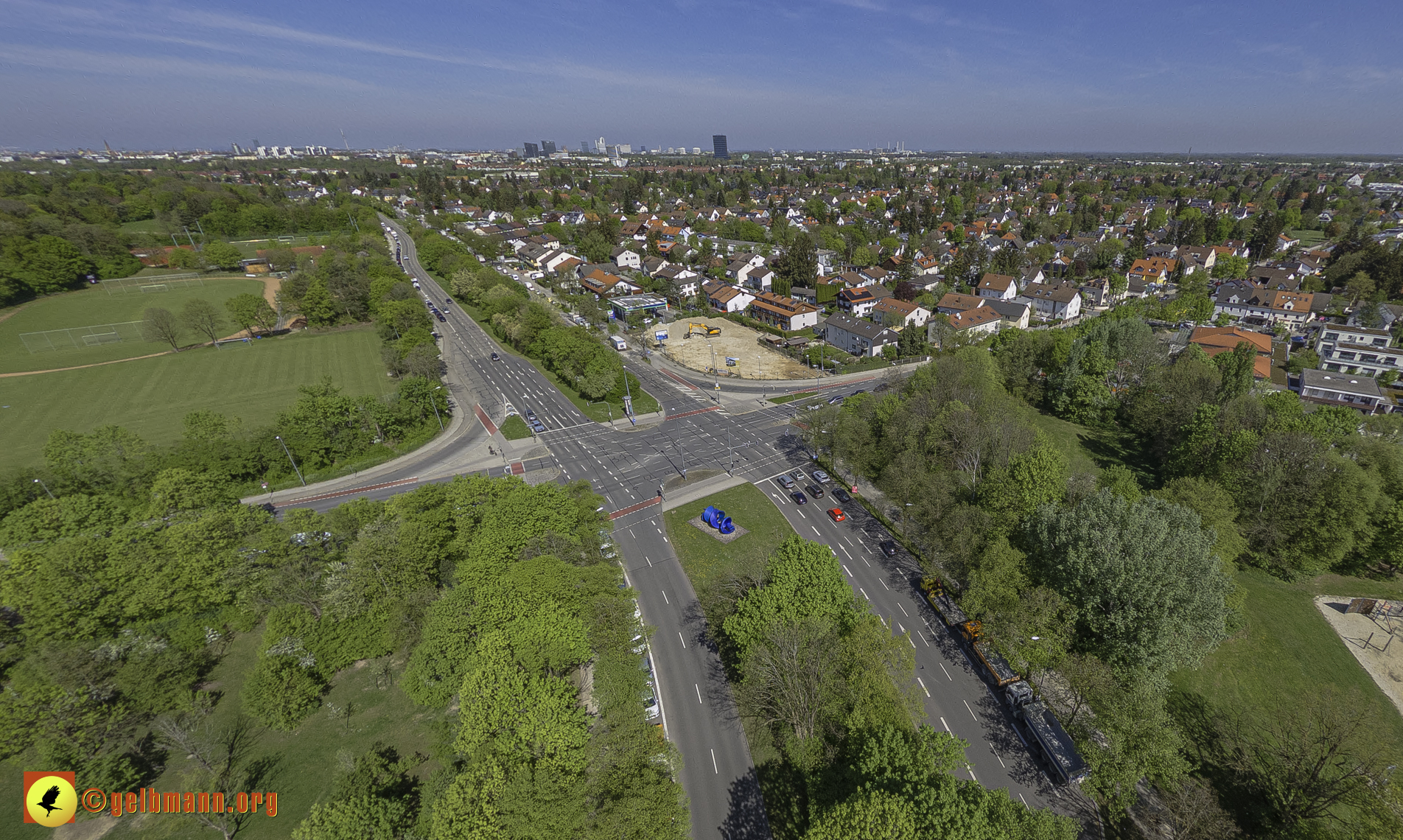 13.04.2024 - Luftbilder der Baustelle MONACO an der Heinrich-Wieland/Ecke Corinthstrasse in Neuperlach