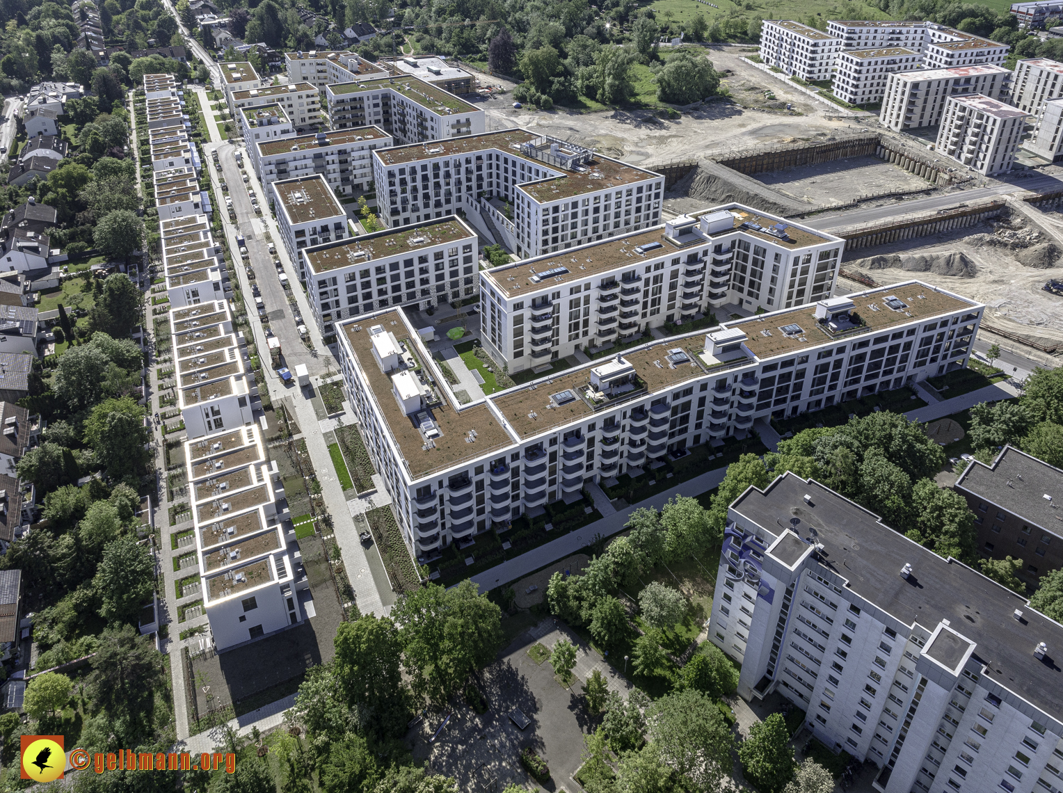 14.05.2024 - DEMOS-Baustelle und BayernHeim-Baustelle Alexisquartier in Neuperlach