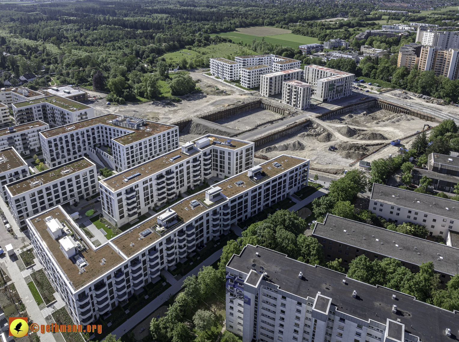 14.05.2024 - DEMOS-Baustelle und BayernHeim-Baustelle Alexisquartier in Neuperlach