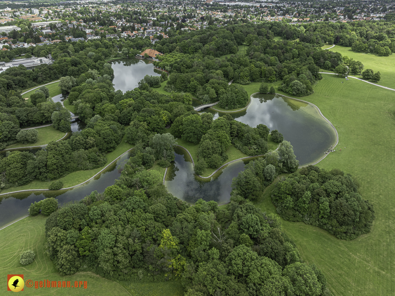 25.05.2024 - Ostpark mit Biergarten und See in Berg am Laim