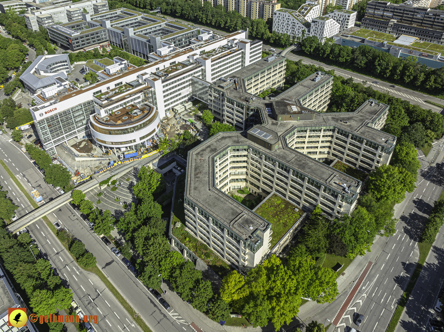 30.05.2024 - das ehemalige Allianzbürohaus ist jetzt BOSCH in Neuperlach und Umgebung 30.05.2024 - das ehemalige Allianzbürohaus ist jetzt BOSCH in Neuperlach und Umgebung