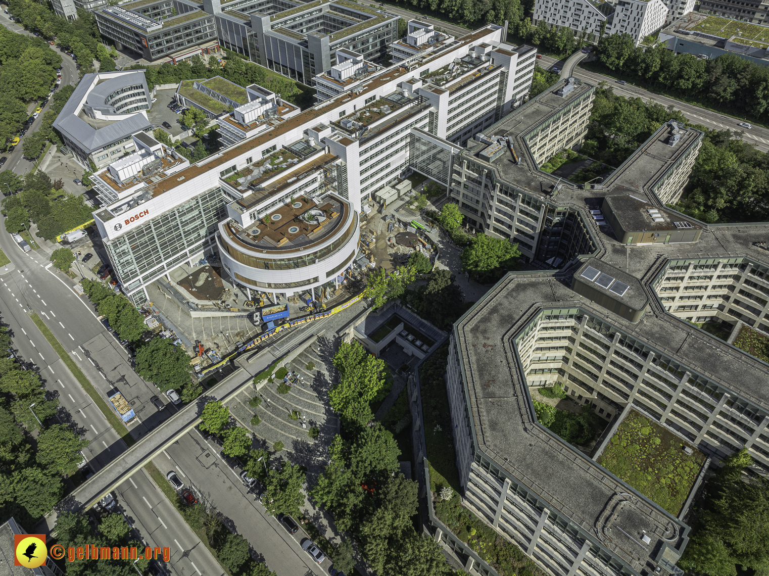 30.05.2024 - das ehemalige Allianzbürohaus ist jetzt BOSCH in Neuperlach und Umgebung 30.05.2024 - das ehemalige Allianzbürohaus ist jetzt BOSCH in Neuperlach und Umgebung