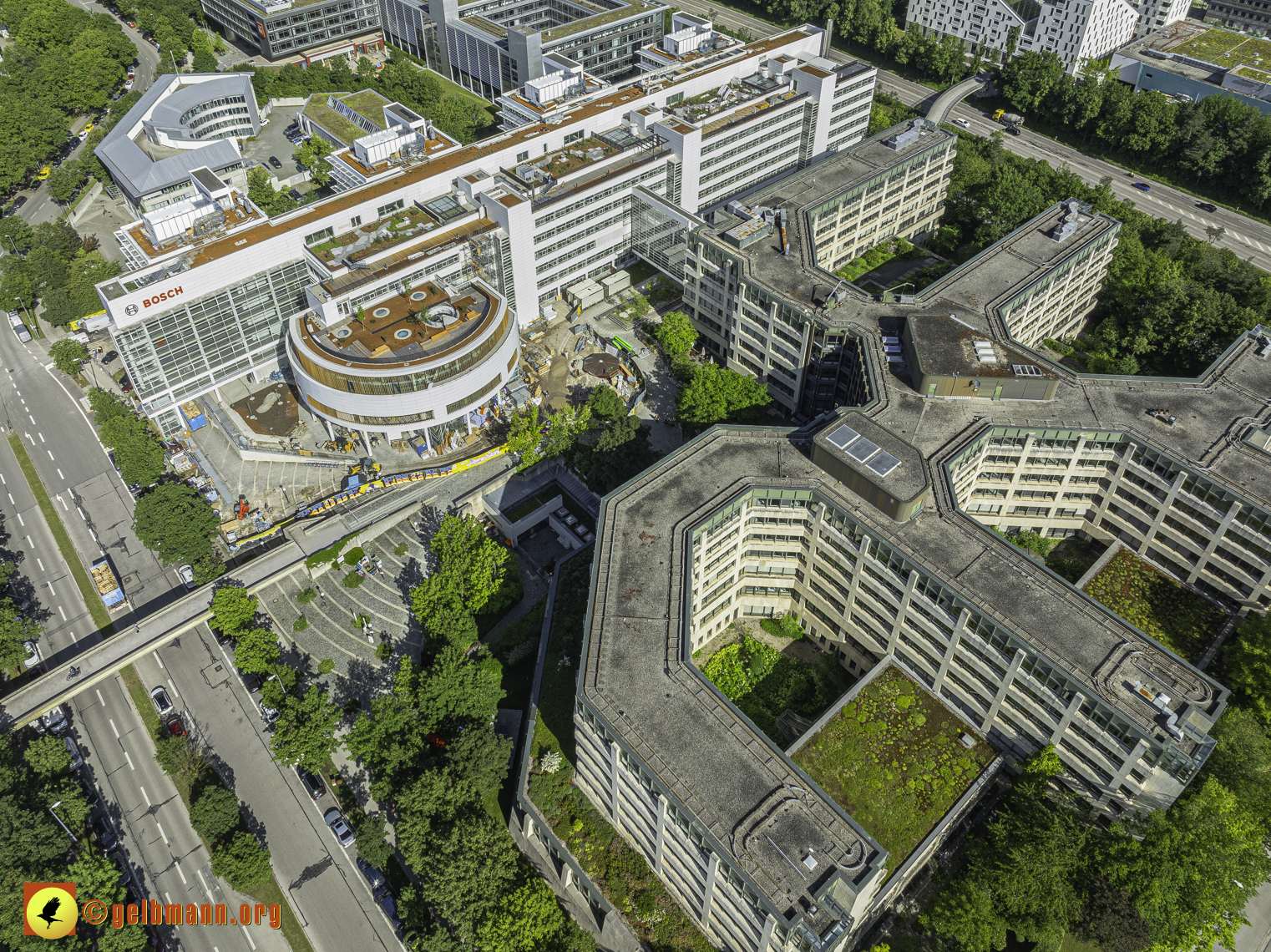 30.05.2024 - das ehemalige Allianzbürohaus ist jetzt BOSCH in Neuperlach und Umgebung 30.05.2024 - das ehemalige Allianzbürohaus ist jetzt BOSCH in Neuperlach und Umgebung