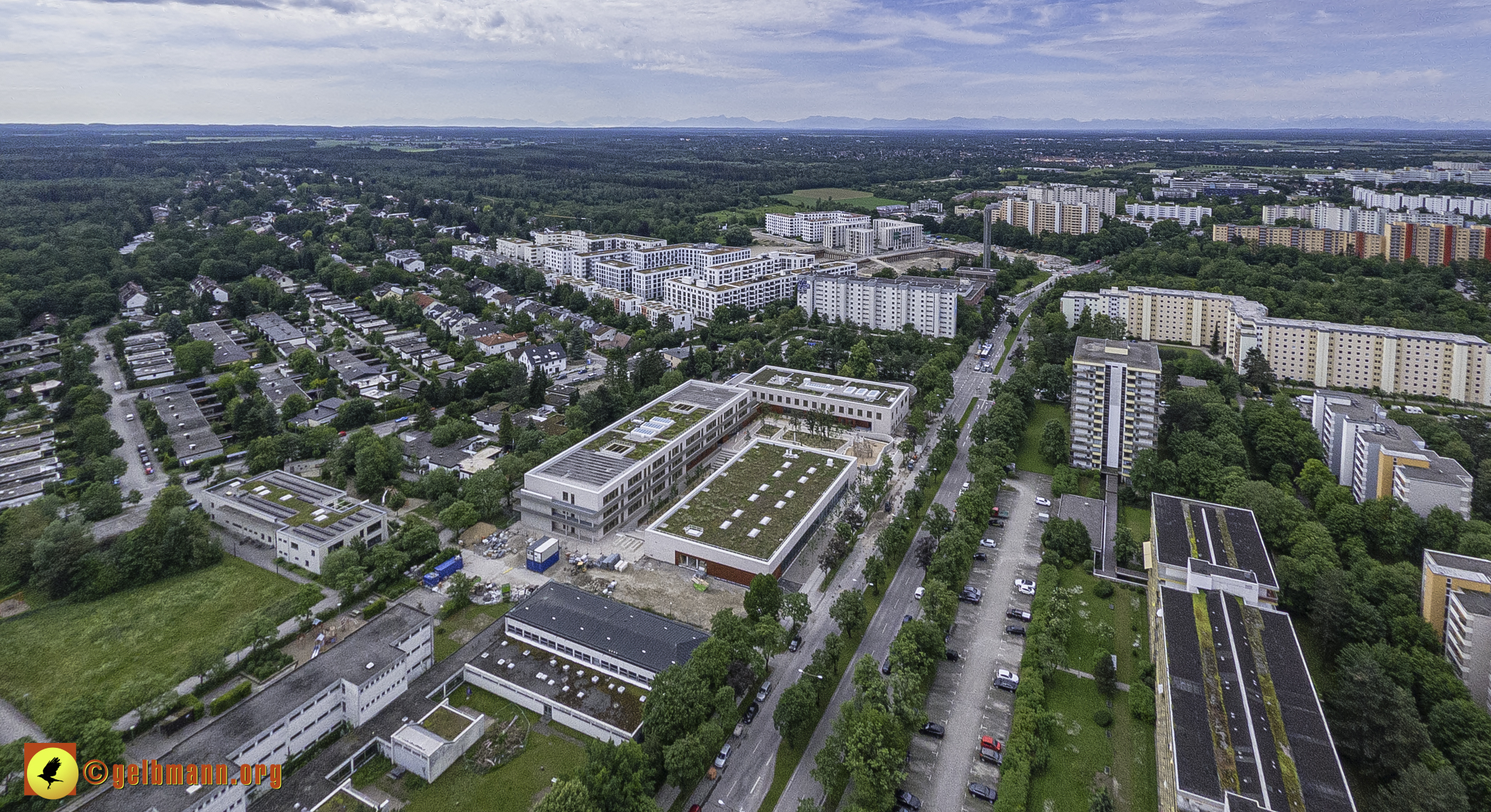 06.06.2024 - Luftbilder der Baustelle Grundschule_am_Karl-Marx-Ring in Neuperlach