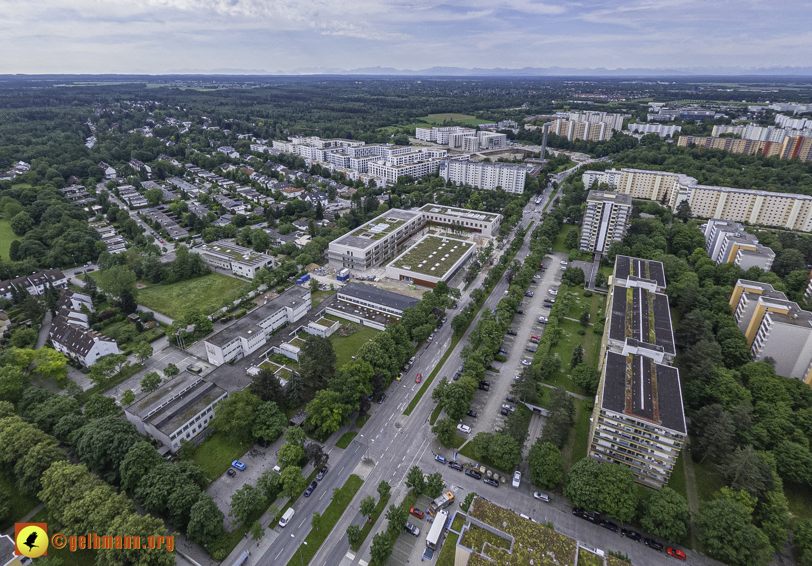 06.06.2024 - Luftbilder der Baustelle Grundschule_am_Karl-Marx-Ring in Neuperlach
