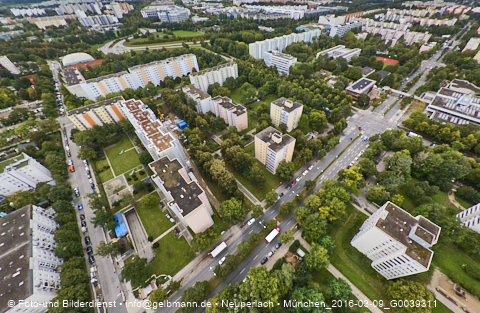 12.09.2024 - Dachbegehung mit der Münchner Wohnen am Karl-Marx-Ring 11-21 in Neuperlach