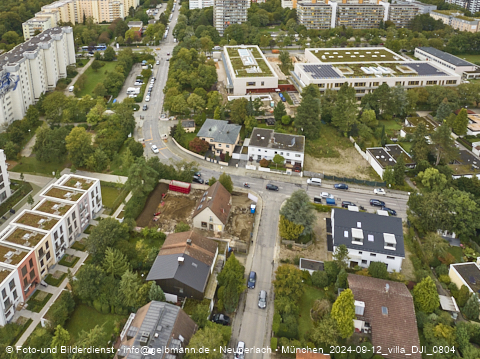 12.09.2024 - Baustelle am Hugo-Lang-Bogen und Niederalmstraße in Neuperlach