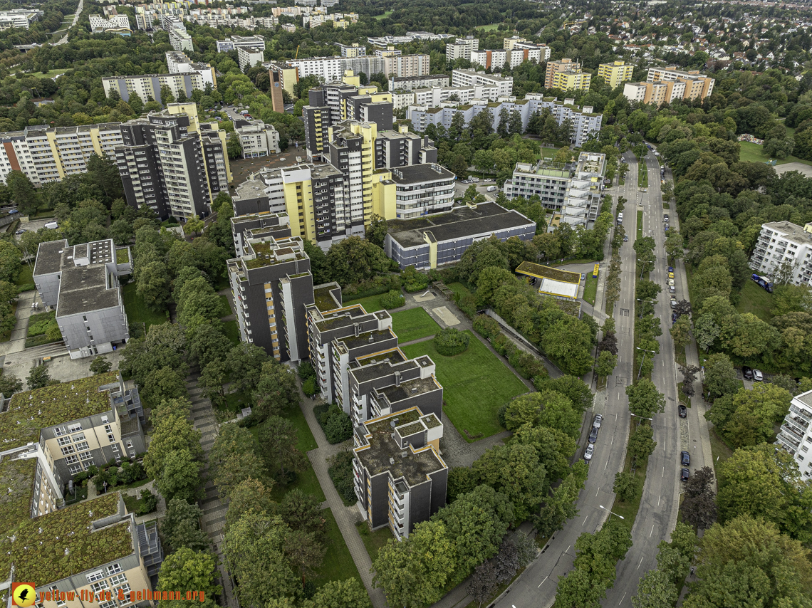 13.09.2024 - das Marx-Zentrum und Wohnanlage am Karl-Marx-Ring 52-62