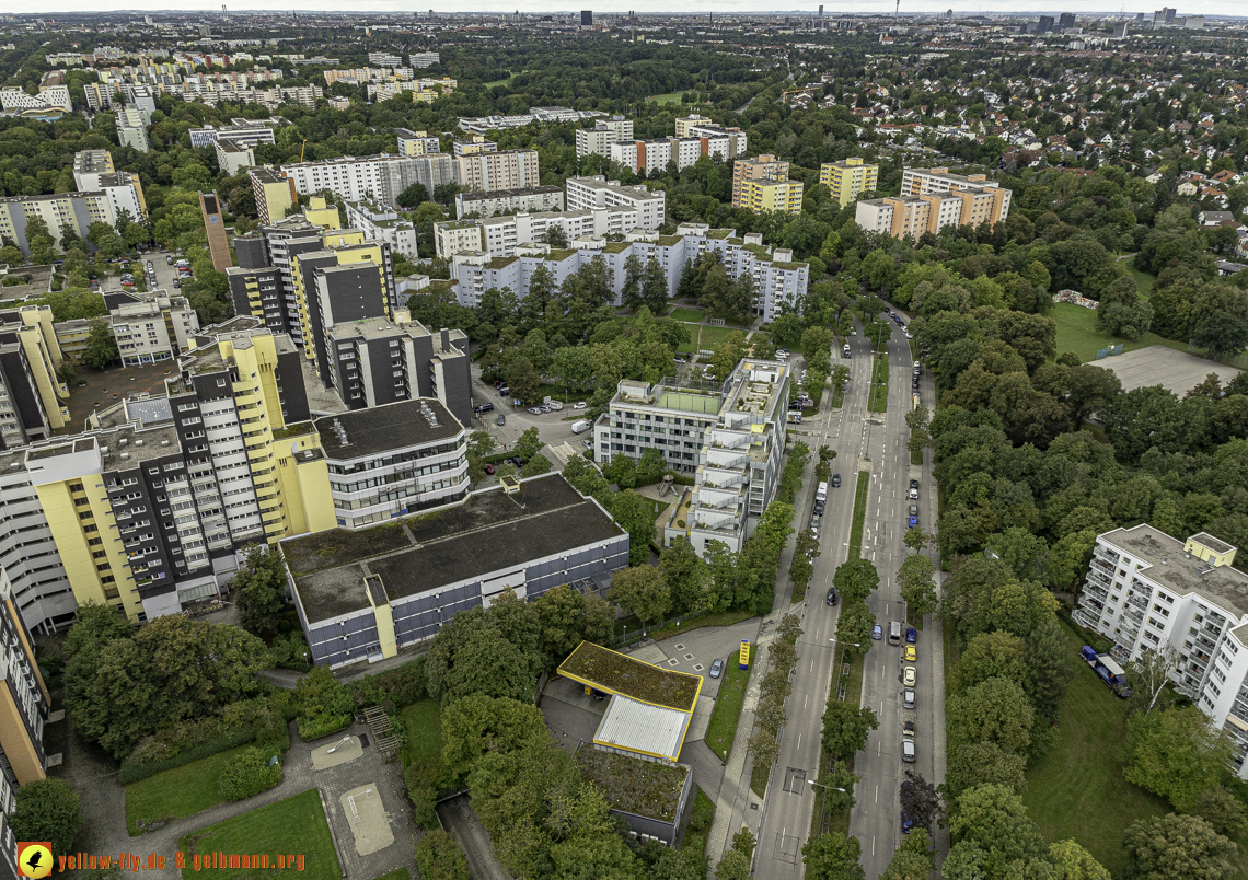 13.09.2024 - das Marx-Zentrum und Wohnanlage am Karl-Marx-Ring 52-62