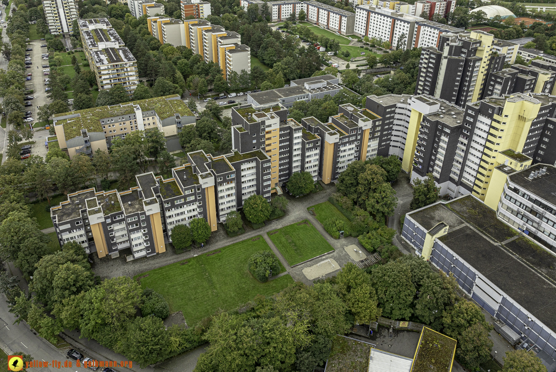 13.09.2024 - das Marx-Zentrum und Wohnanlage am Karl-Marx-Ring 52-62