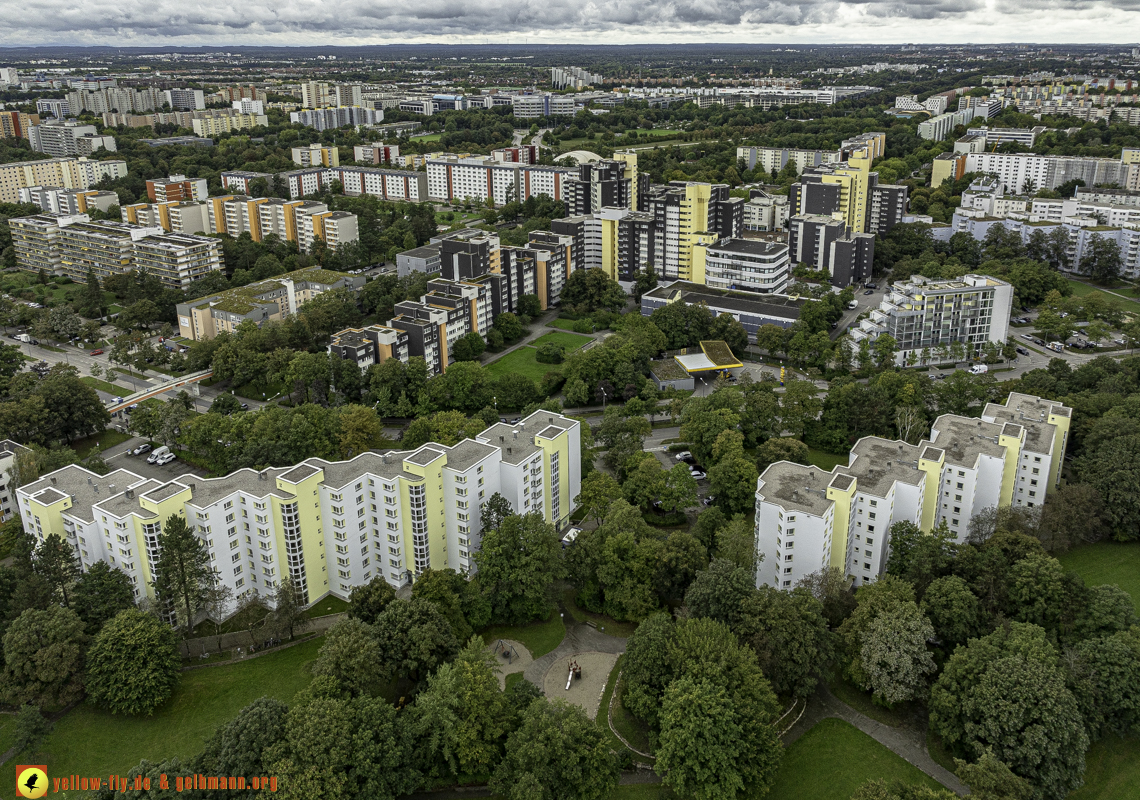 13.09.2024 - das Marx-Zentrum und Wohnanlage am Karl-Marx-Ring 52-62
