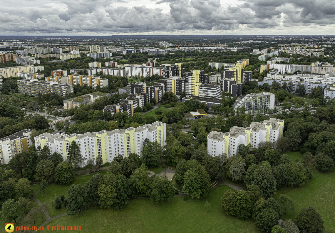 13.09.2024 - das Marx-Zentrum und Wohnanlage am Karl-Marx-Ring 52-62