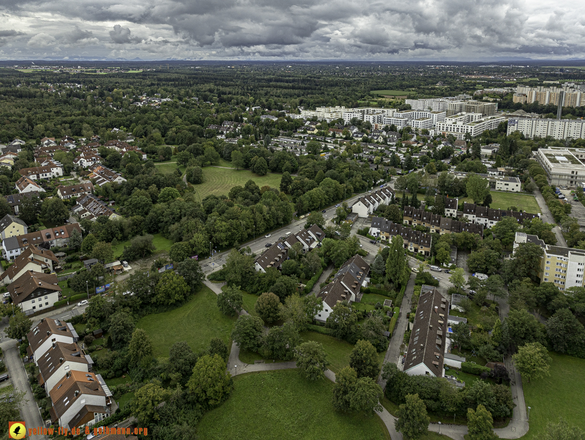 13.09.2024 - das Marx-Zentrum und Wohnanlage am Karl-Marx-Ring 52-62