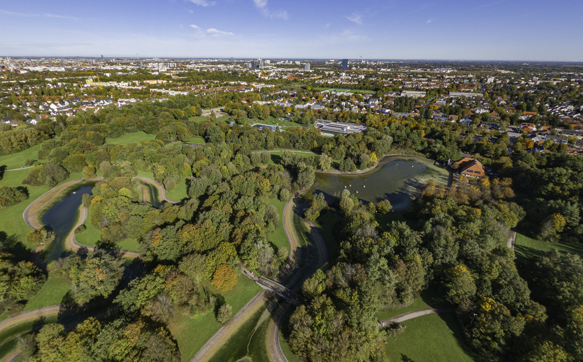 09.10.2024 - Baustelle Geothermie undn Ostpark mit See in Berg-am-Laim