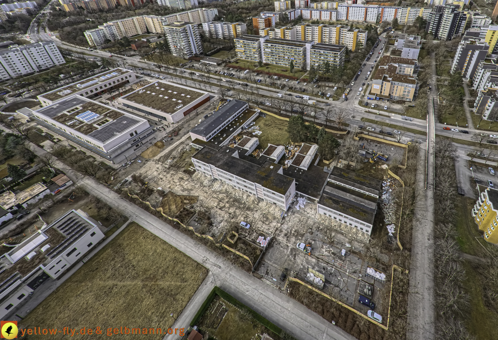 27.02.2025 - Abriss der Grundschule am Karl-Marx-Ring in Neuperlach