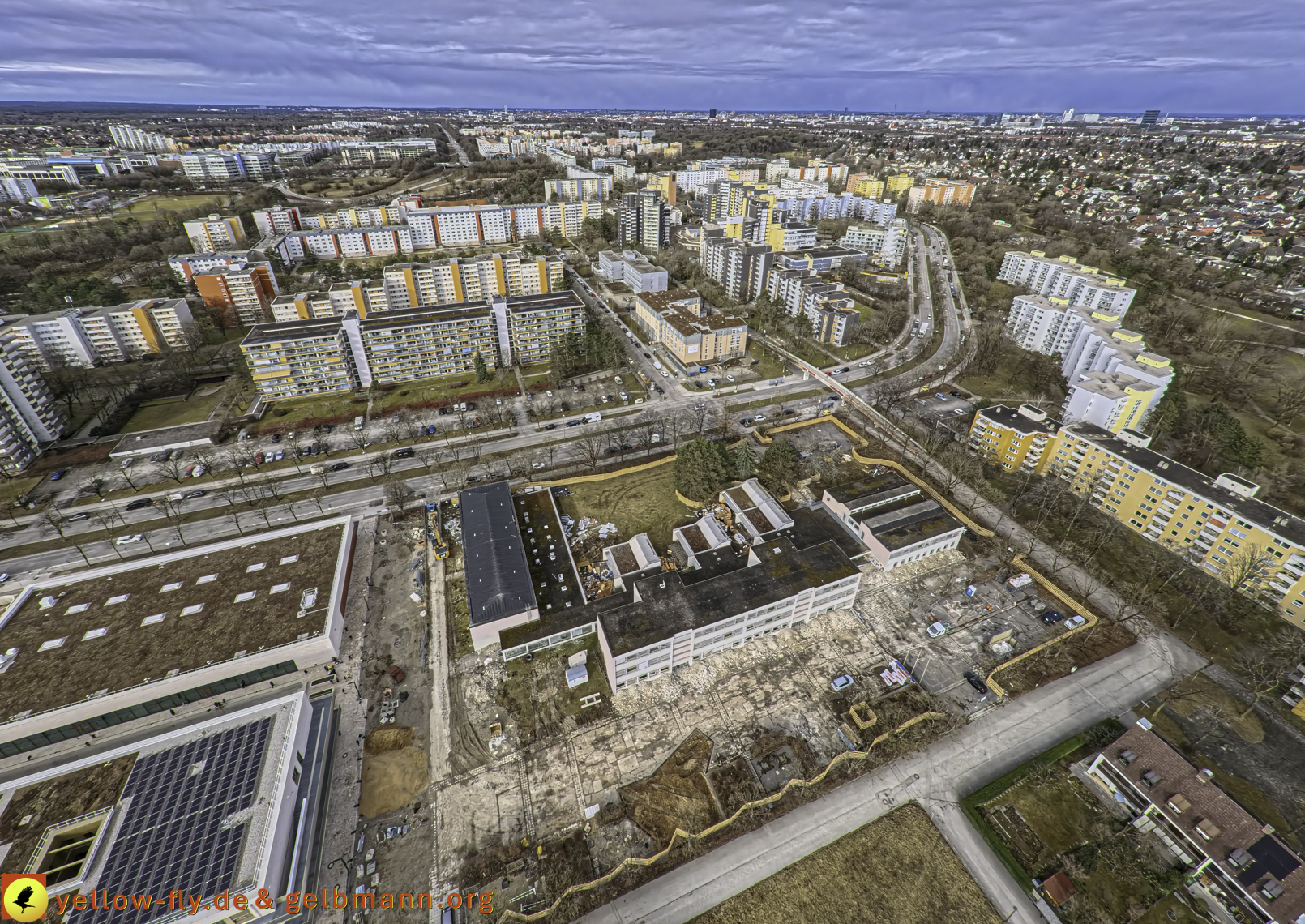 27.02.2025 - Abriss der Grundschule am Karl-Marx-Ring in Neuperlach