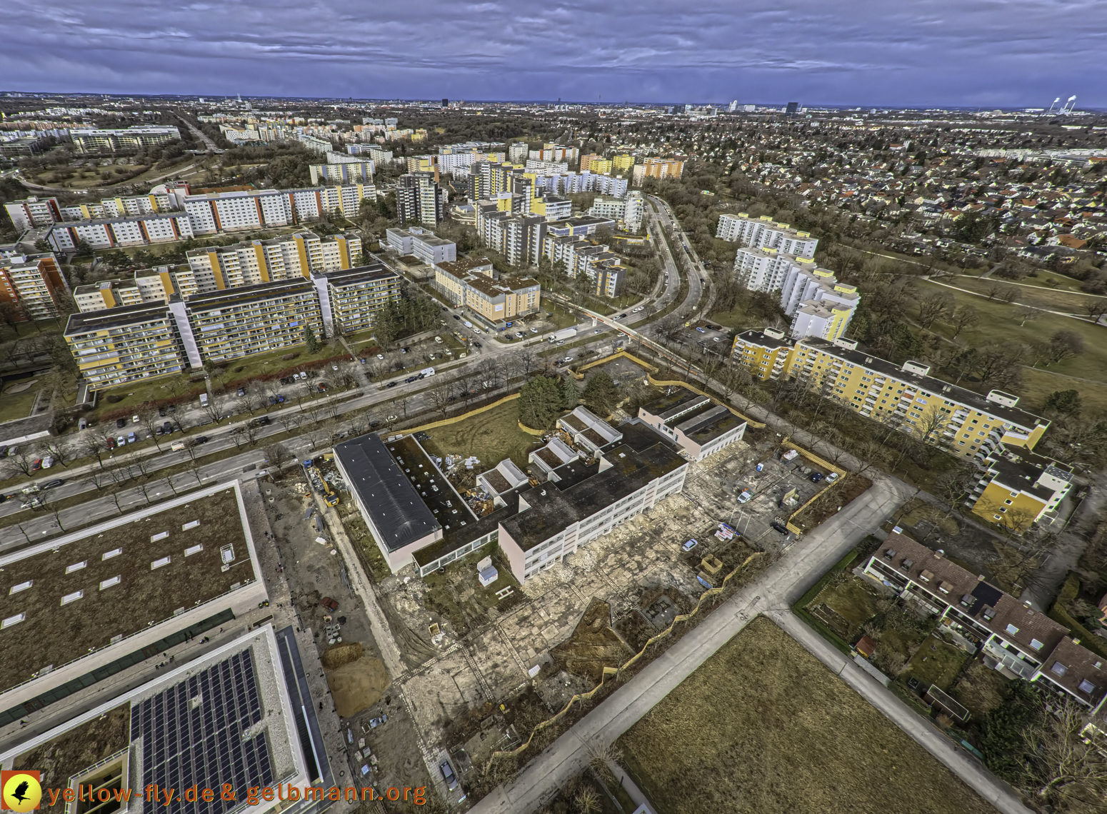 27.02.2025 - Abriss der Grundschule am Karl-Marx-Ring in Neuperlach