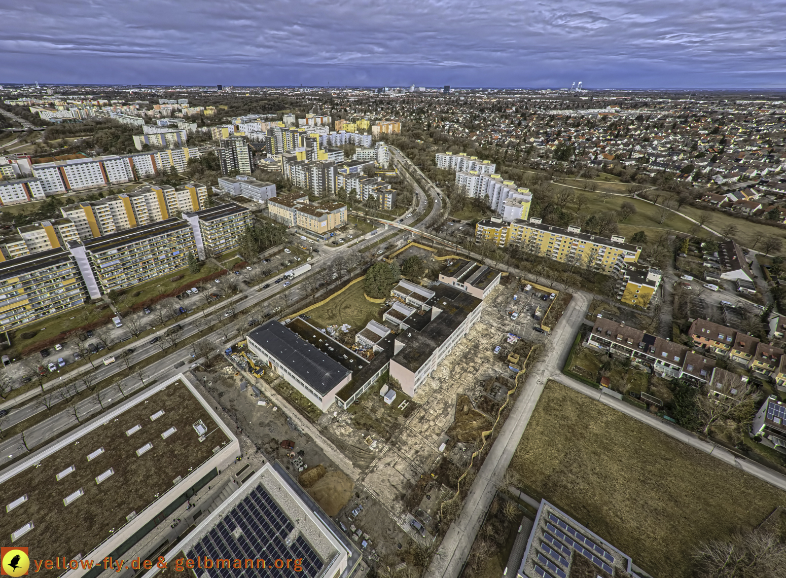 27.02.2025 - Abriss der Grundschule am Karl-Marx-Ring in Neuperlach