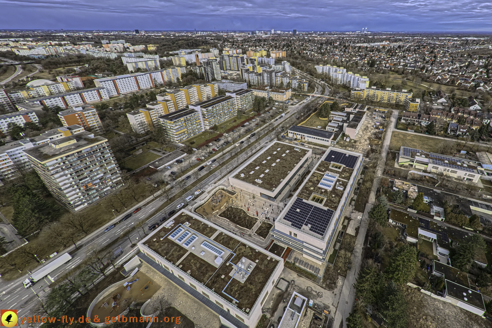 27.02.2025 - Abriss der Grundschule am Karl-Marx-Ring in Neuperlach