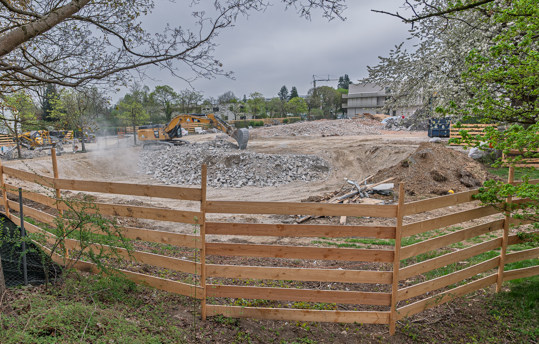 16.04.2025 - Abriss der Grundschule am Karl-Marx-Ring