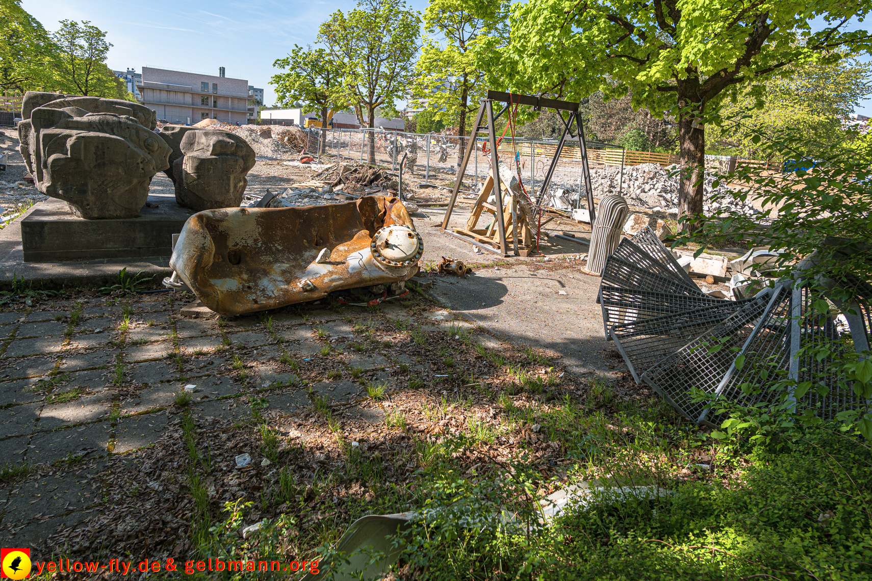 28.04.2025 - Abriss der Grundschule am Karl-Marx-Ring