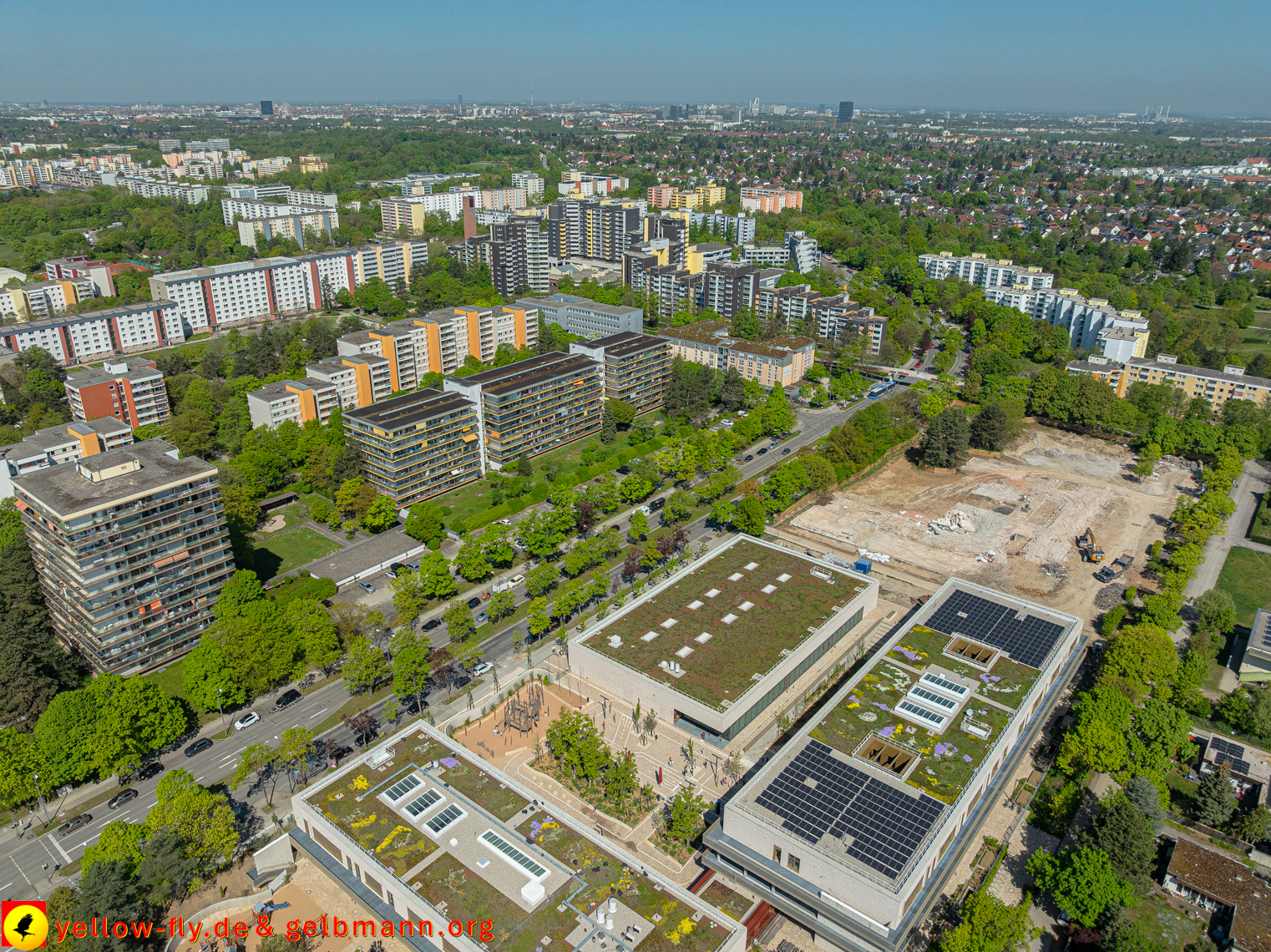 29.04.2025 - Abriss der Grundschule am Karl-Marx-Ring