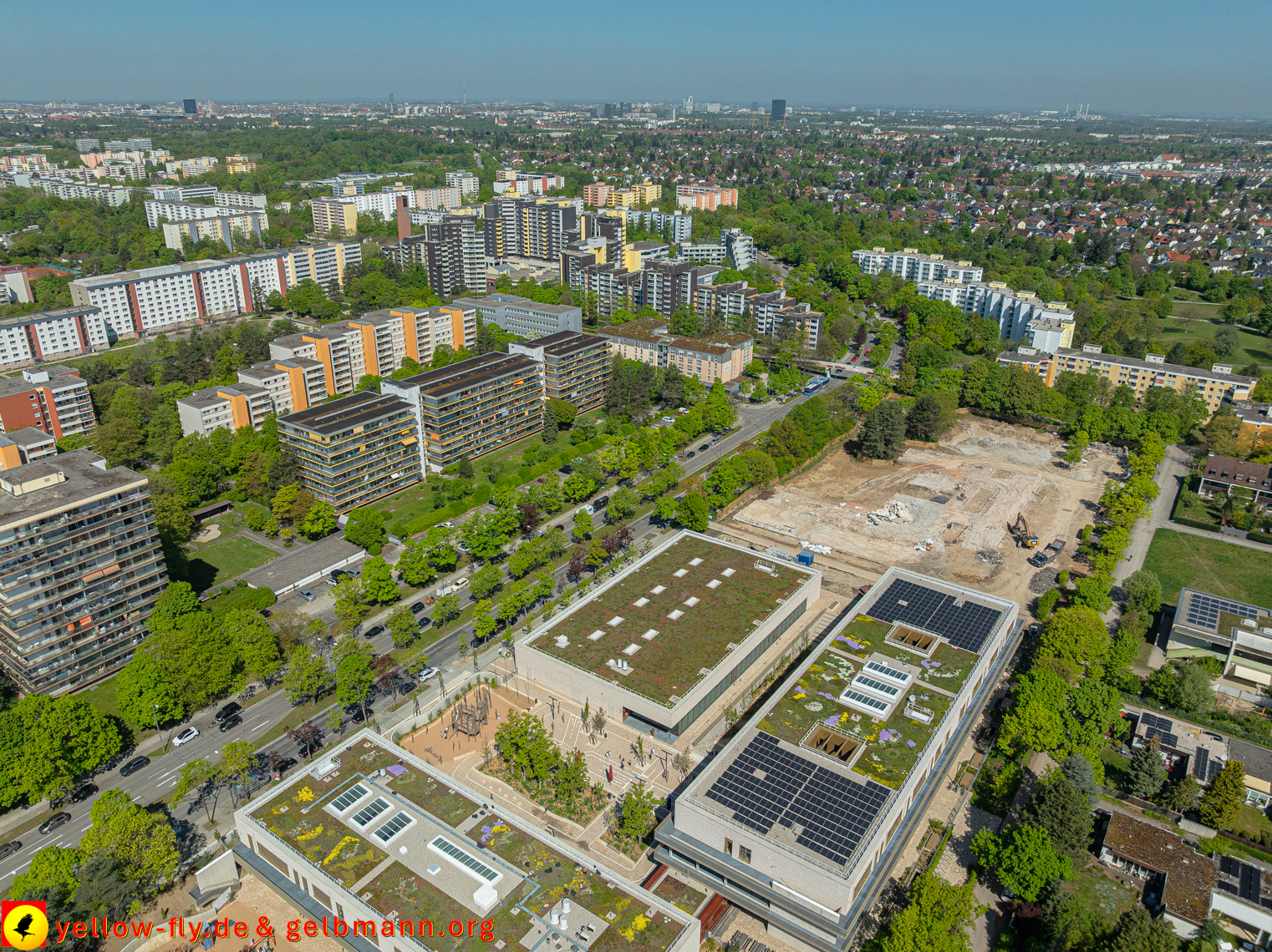 29.04.2025 - Abriss der Grundschule am Karl-Marx-Ring