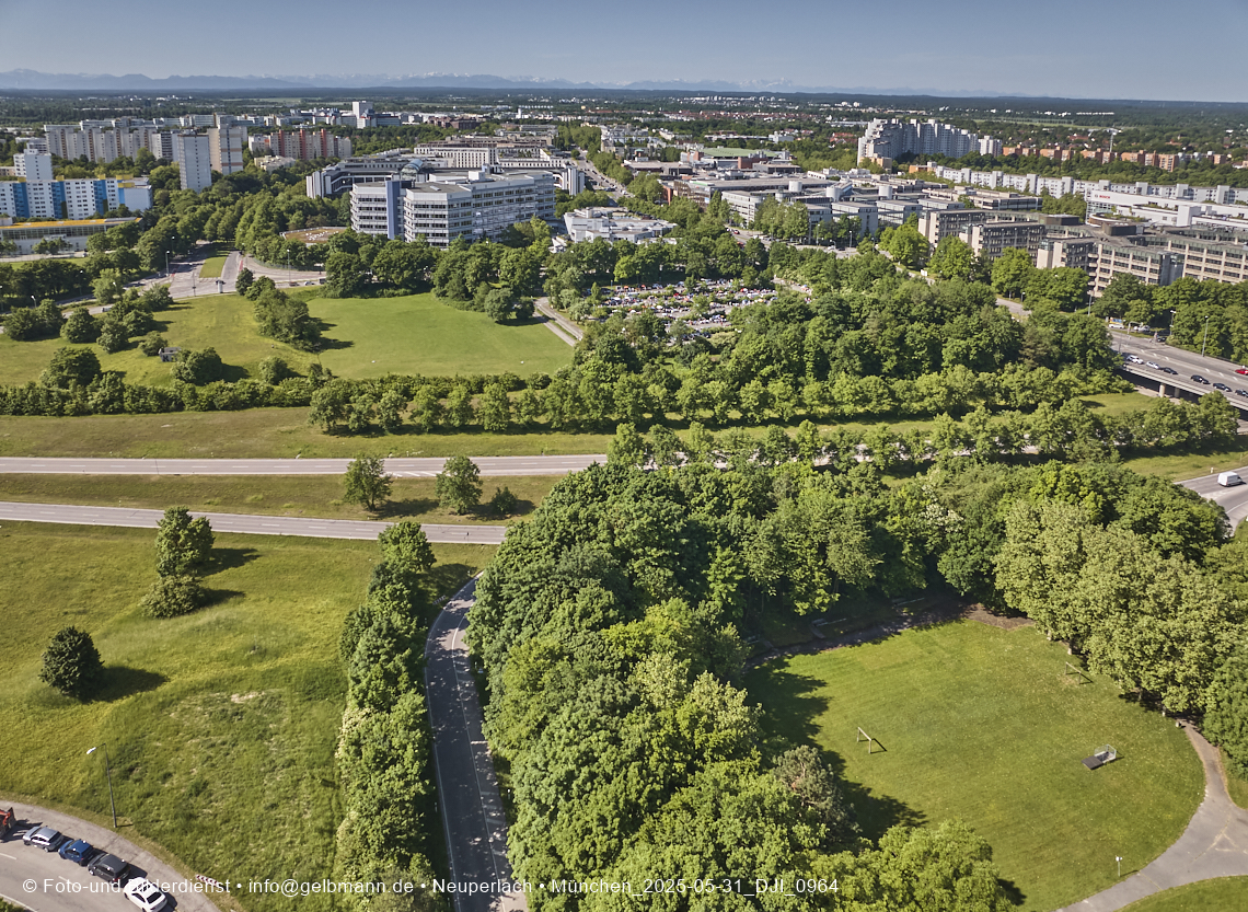 30.05.2025 - Blick über die Ständler zum Wohnring Neuperlach 30.05.2025 - Blick über die Ständler zum Wohnring Neuperlach