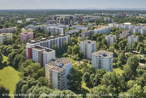 30.05.2025 - Münchner Wohnen am Karl-Marx-Ring 11-21 in Neuperlach