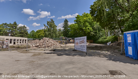 11.07.2025 - Abrissbaustelle Kindergarten an der Heinrich-Wieland-Strasse in Neuperlach