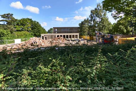 12.07.2025 - Abrissbaustelle Kindergarten an der Heinrich-Wieland-Strasse in Neuperlach