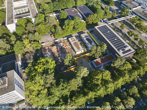 14.07.2025 - Abrissarbeiten des alten Kindergartens an der Heinrich-Wieland-Straße 3 in Neuperlach