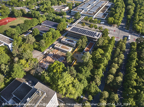 14.07.2025 - Abrissarbeiten des alten Kindergartens an der Heinrich-Wieland-Straße 3 in Neuperlach