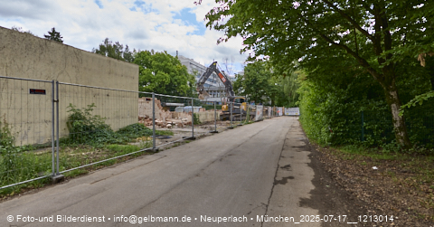 17.07.2025 - Abrissbaustelle Kindergarten an der Heinrich-Wieland-Strasse in Neuperlach