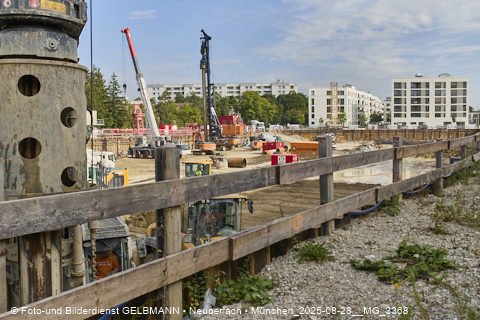 28.08.2025 - DEMOS-Baustelle und BayernHeim-Baustelle Alexiqauartier und BayernHeim in Neuperlach