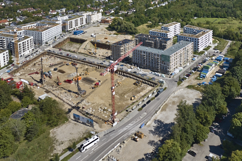03.09.2025 - Luftbilder der DEMOS-Baustelle Alexiqauartier und BayernHeim in Neuperlach