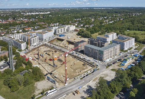 03.09.2025 - Luftbilder der DEMOS-Baustelle Alexiqauartier und BayernHeim in Neuperlach