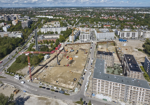 03.09.2025 - Luftbilder der DEMOS-Baustelle Alexiqauartier und BayernHeim in Neuperlach