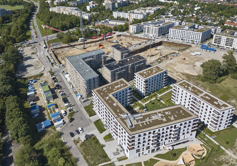 03.09.2025 - Luftbilder der DEMOS-Baustelle Alexiqauartier und BayernHeim in Neuperlach