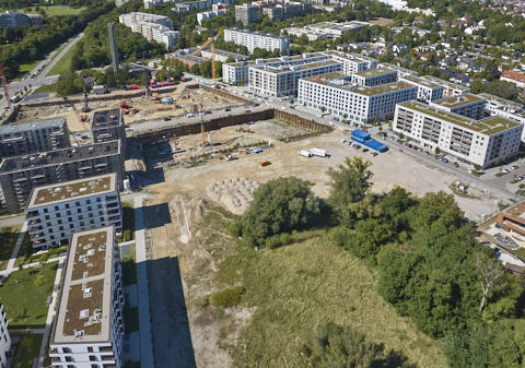 03.09.2025 - Luftbilder der DEMOS-Baustelle Alexiqauartier und BayernHeim in Neuperlach