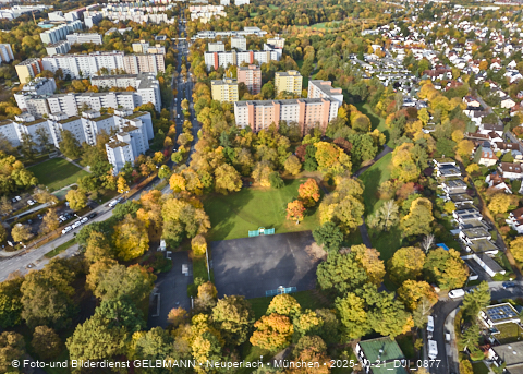 21.10.2025 - Marx-Zentrum und Karl-Marx-Ring 52-62 mit Umgebung in Neuperlach