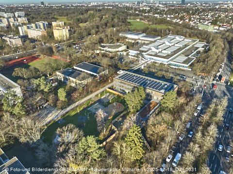 18.12.2025 - der neue Spielplatz am Kindergarten Quiddestraße 1