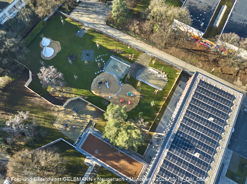 18.12.2025 - der neue Spielplatz am Kindergarten Quiddestraße 1