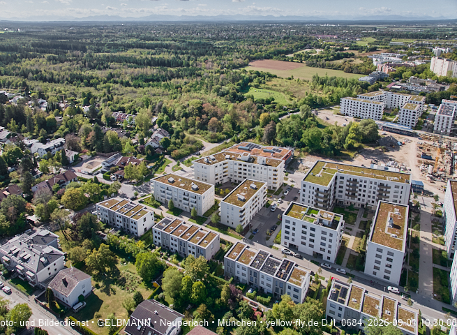 01.09.2026 - Luftbilder vom Alexisquartier und BayernHeim in Neuperlach