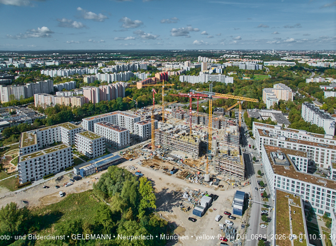 01.09.2026 - Luftbilder vom Alexisquartier und BayernHeim in Neuperlach