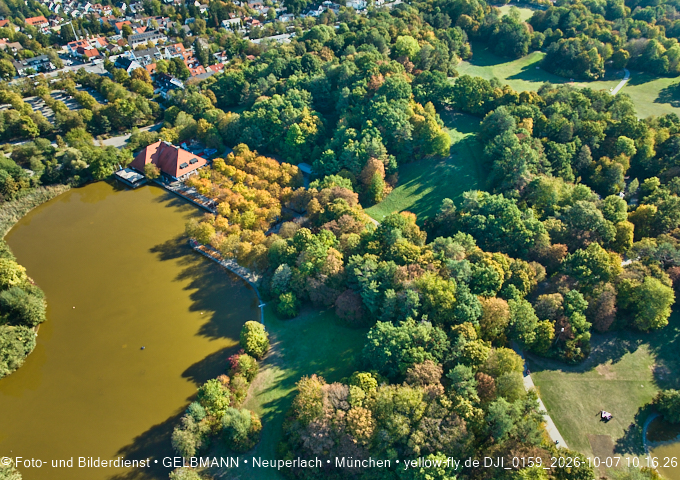 07.10.2026 - Geothermie-Baustelle und Ostpark mit See in Berg-am-Laim