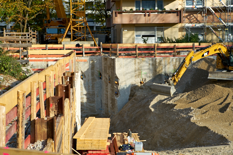 23.10.2019 - Ein Kran für den Oskar-Maria-Graf-Ring 23.10.2019 - Ein Kran für den Oskar-Maria-Graf-Ring