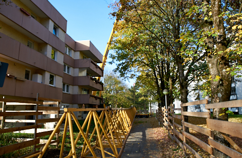 23.10.2019 - Ein Kran für den Oskar-Maria-Graf-Ring 23.10.2019 - Ein Kran für den Oskar-Maria-Graf-Ring