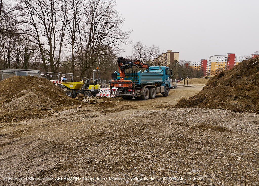 17.03.2022 - Abriss-Baustelle Quiddezentrum in Neuperlach